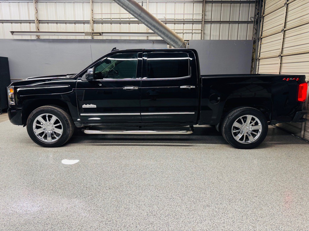 2018 Chevrolet Silverado 1500 Image 2