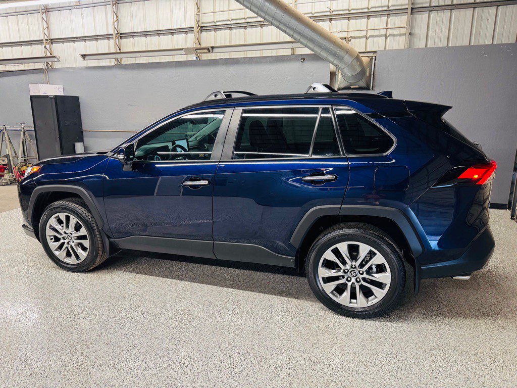 2024 Toyota Rav4 Image 3