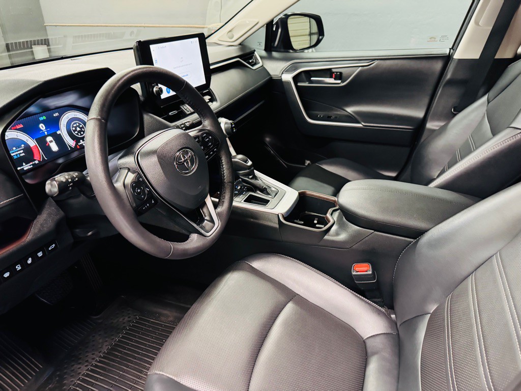 2024 Toyota Rav4 Image 7