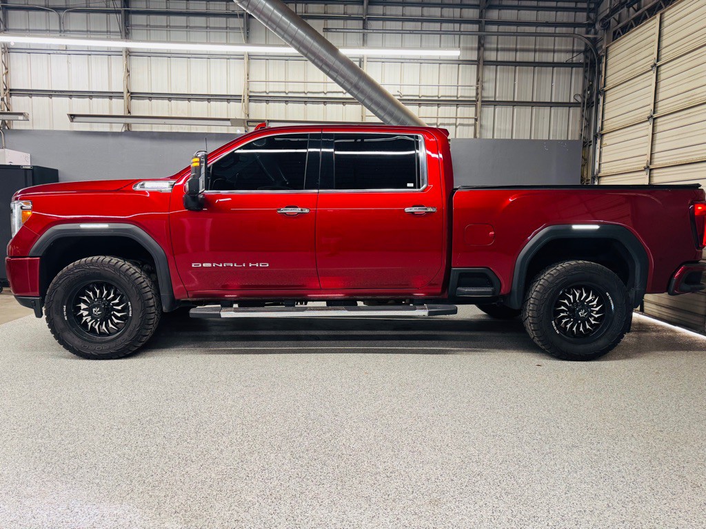 2021 GMC Sierra 2500 Image 2