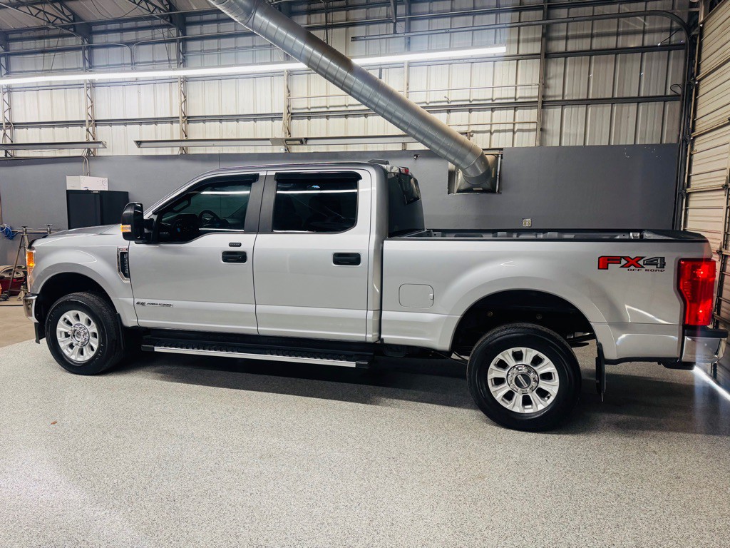 2020 Ford F-250 Image 3
