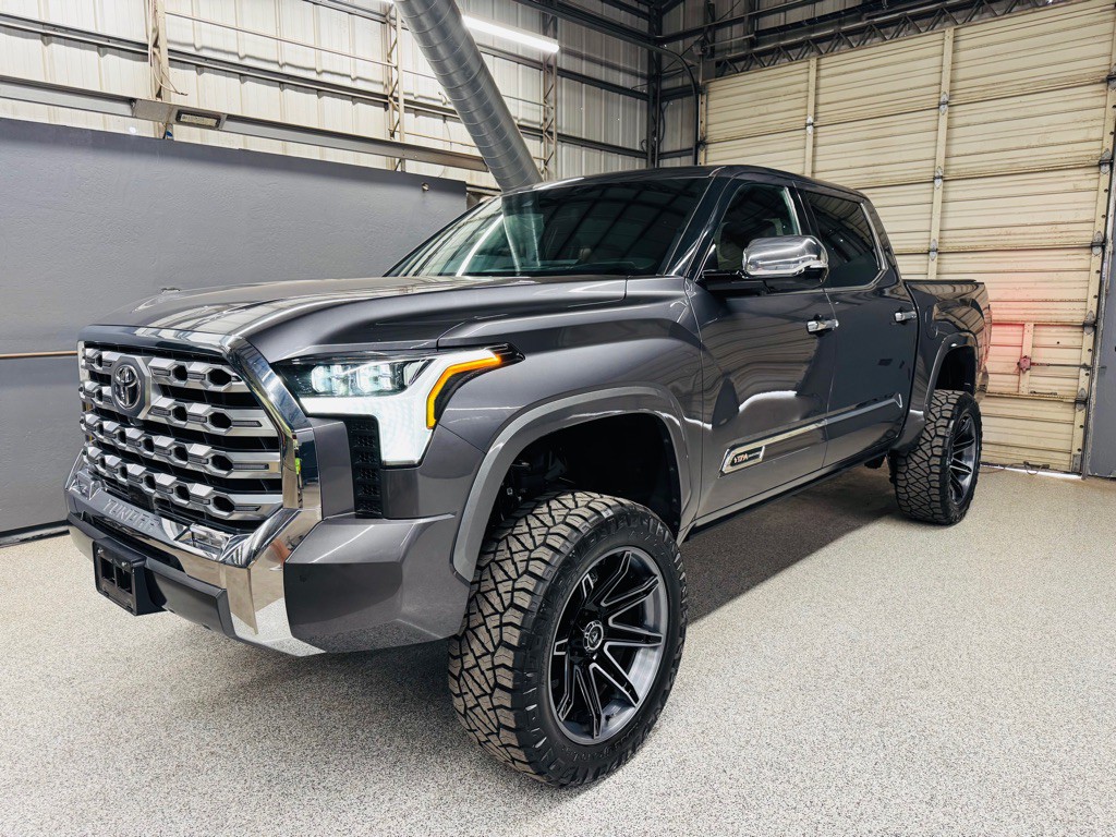 2023 Toyota Tundra Image 1