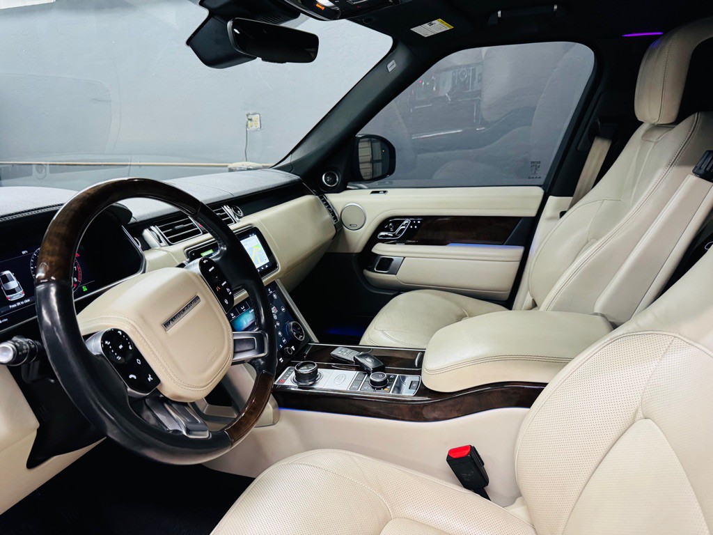 2020 Land Rover Range Rover Image 7