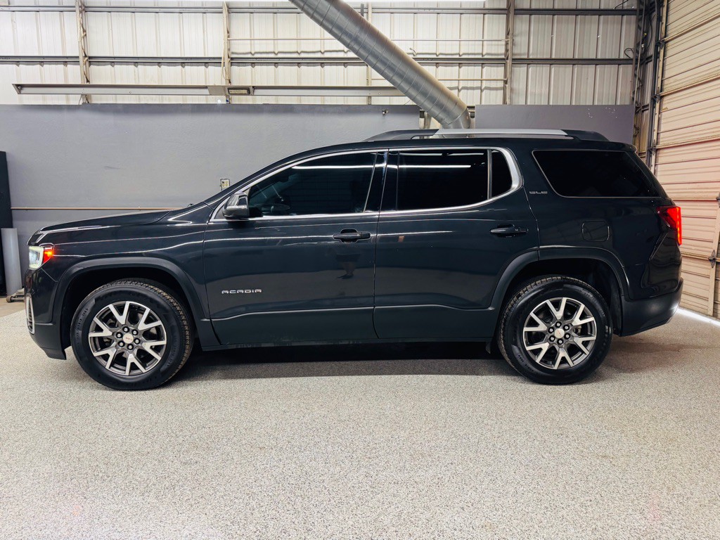 2020 GMC Acadia Image 2