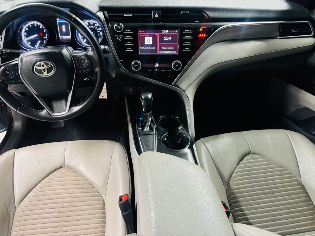 2018 Toyota Camry Image 6
