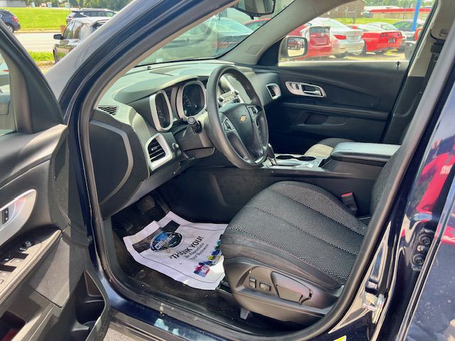 2017 Chevrolet Equinox Image 9