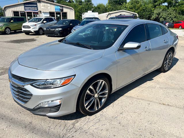 2019 Chevrolet Malibu Image 1