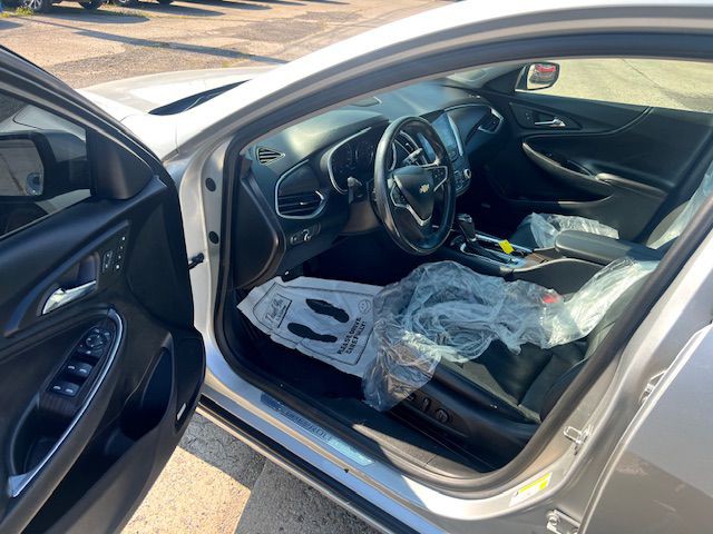 2019 Chevrolet Malibu Image 9