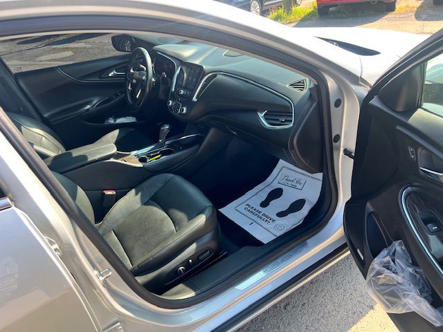 2019 Chevrolet Malibu Image 11