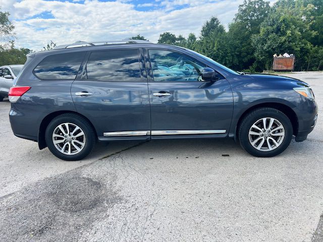 2013 Nissan Pathfinder Image 4