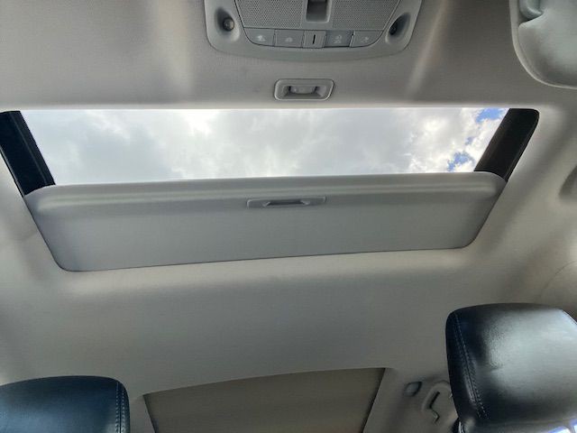 2013 Nissan Pathfinder Image 11