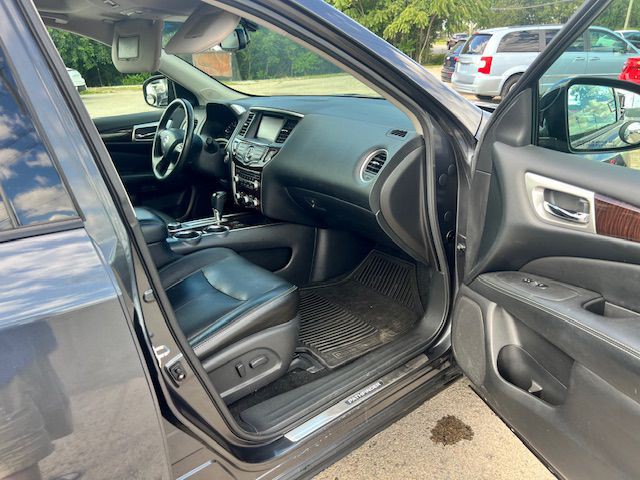 2013 Nissan Pathfinder Image 13