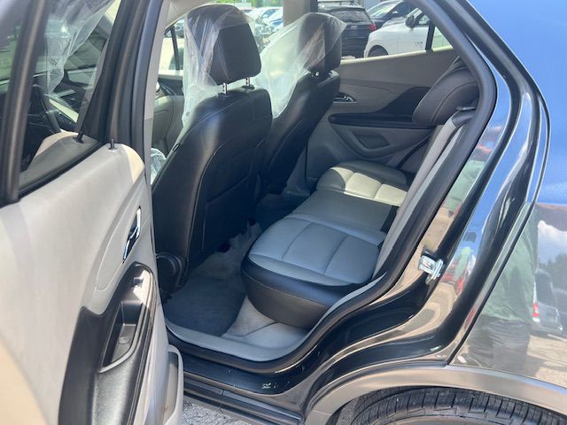 2016 Buick Enclave Image 9