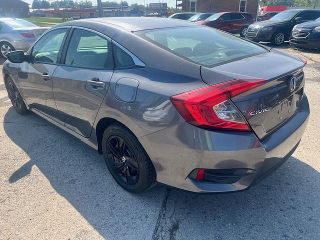 2017 Honda Civic Image 4