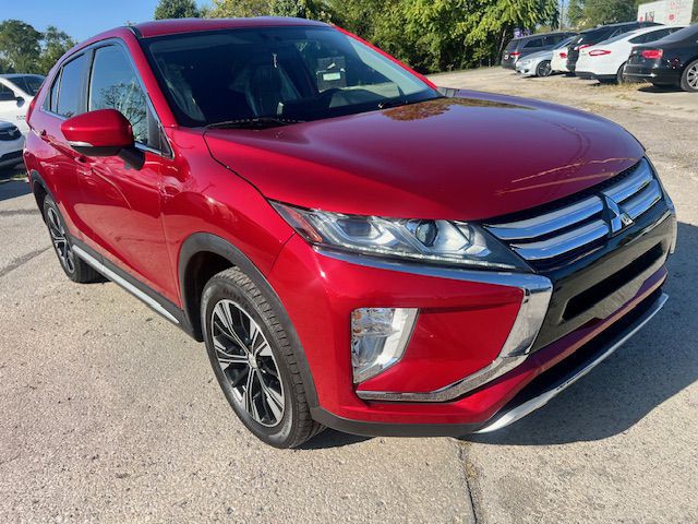 2019 Mitsubishi Eclipse Image 2