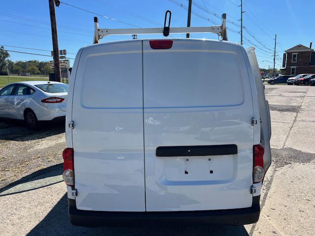 2014 Nissan NV200 Image 5