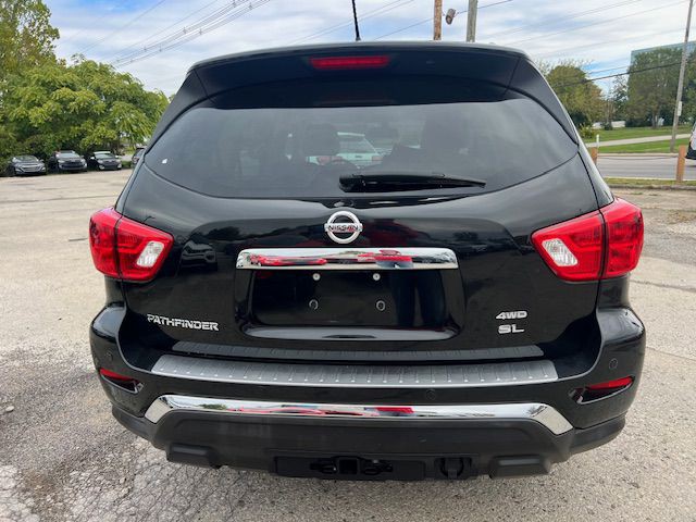 2017 Nissan Pathfinder Image 6