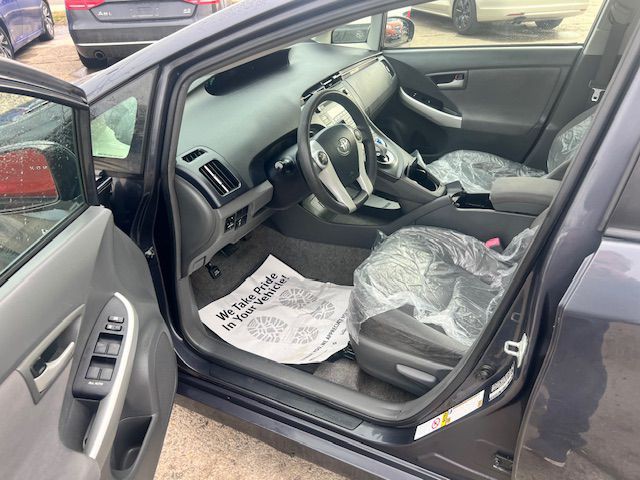 2010 Toyota Prius Image 10