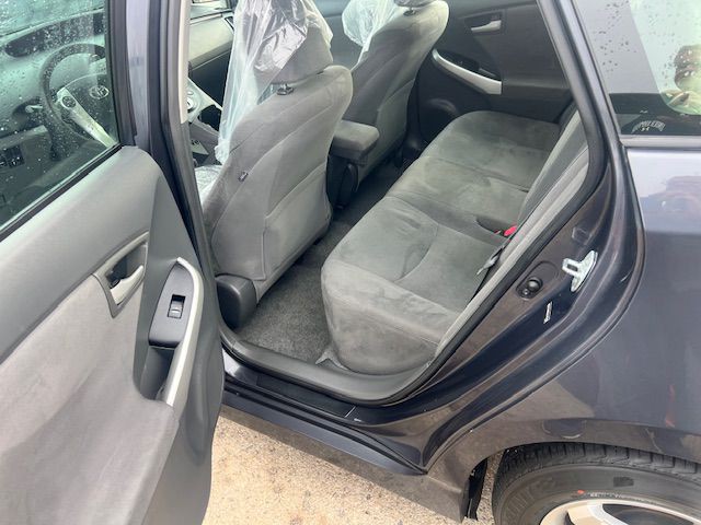 2010 Toyota Prius Image 11