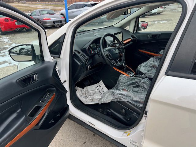 2018 Ford Econoline Image 13