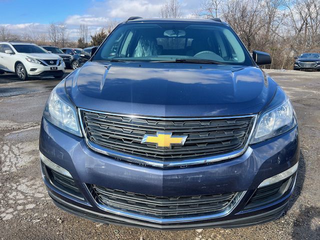 2014 Chevrolet Traverse Image 2