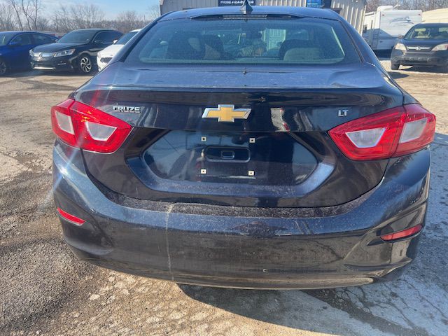 2016 Chevrolet Cruze Image 5