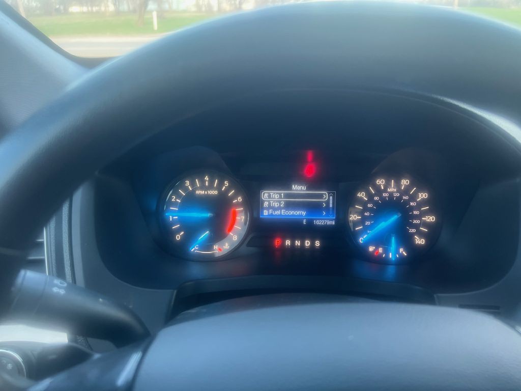 2017 Ford Explorer Image 8