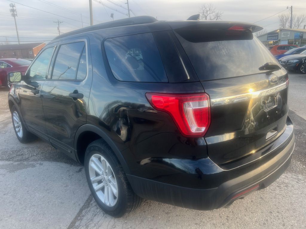 2017 Ford Explorer Image 9