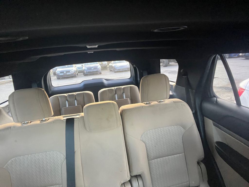 2017 Ford Explorer Image 14