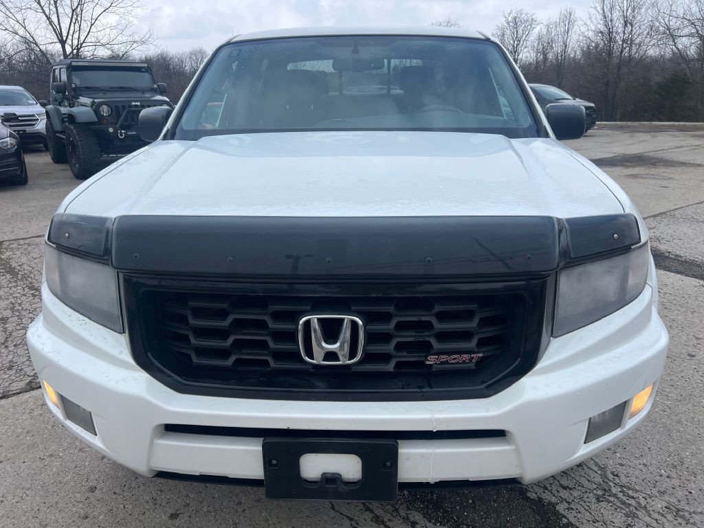 2013 Honda Ridgeline Image 2