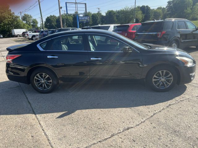 2015 Nissan Altima Image 6