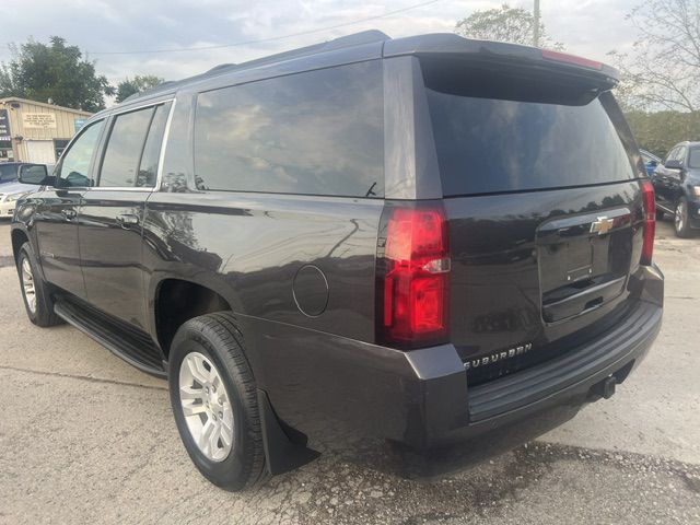 2015 Chevrolet Suburban Image 6