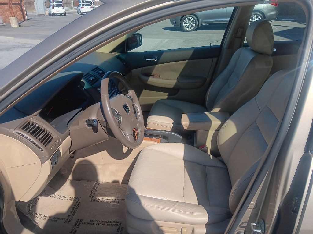 2003 Honda Accord Image 11