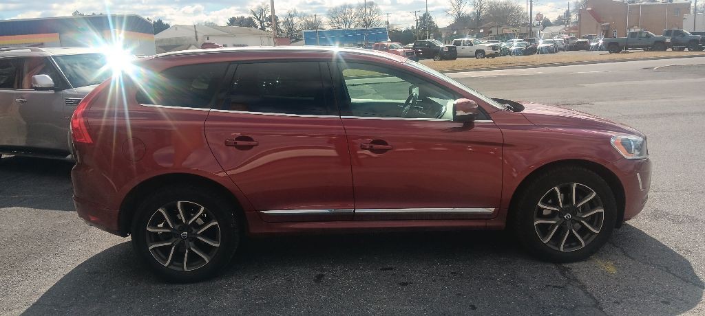 2016 Volvo XC60 Image 6