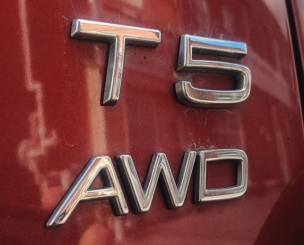 2016 Volvo XC60 Image 13