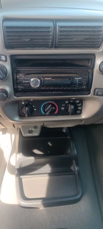 2005 Ford Ranger Image 12