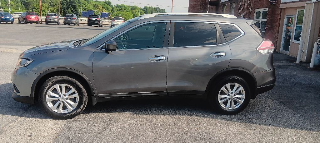 2015 Nissan Rogue Image 2