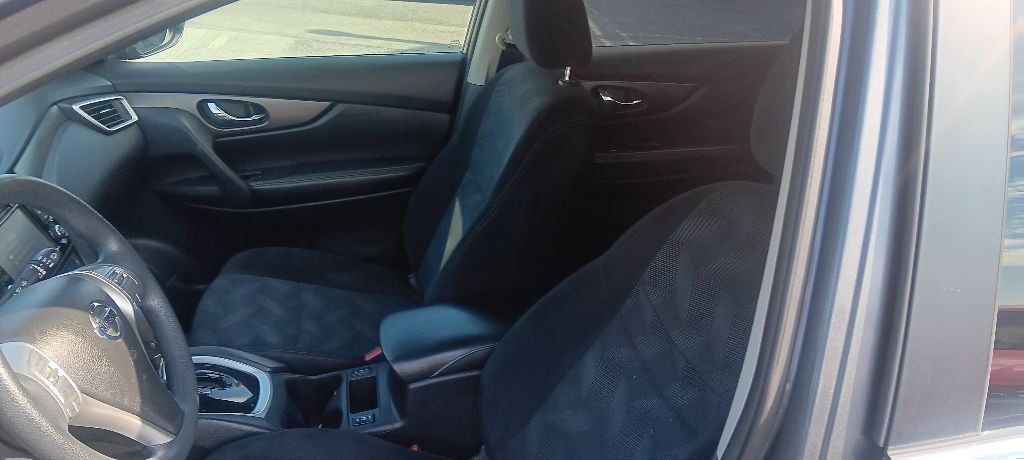 2015 Nissan Rogue Image 11