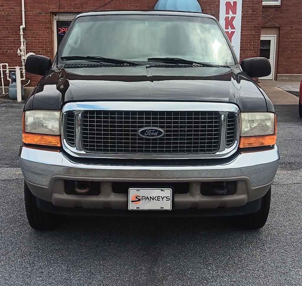 2000 Ford Excursion Image 8