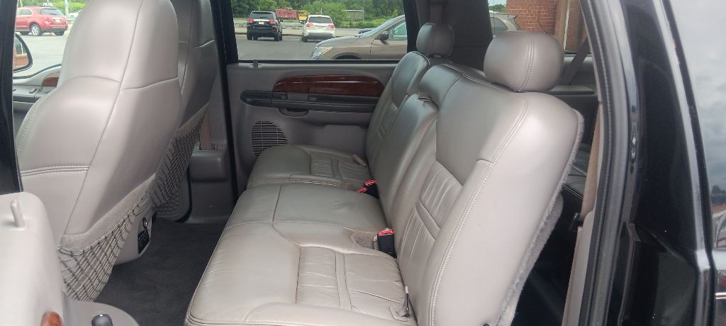 2000 Ford Excursion Image 12