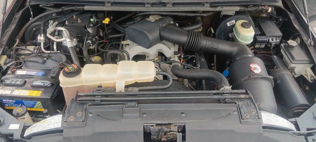 2000 Ford Excursion Image 17