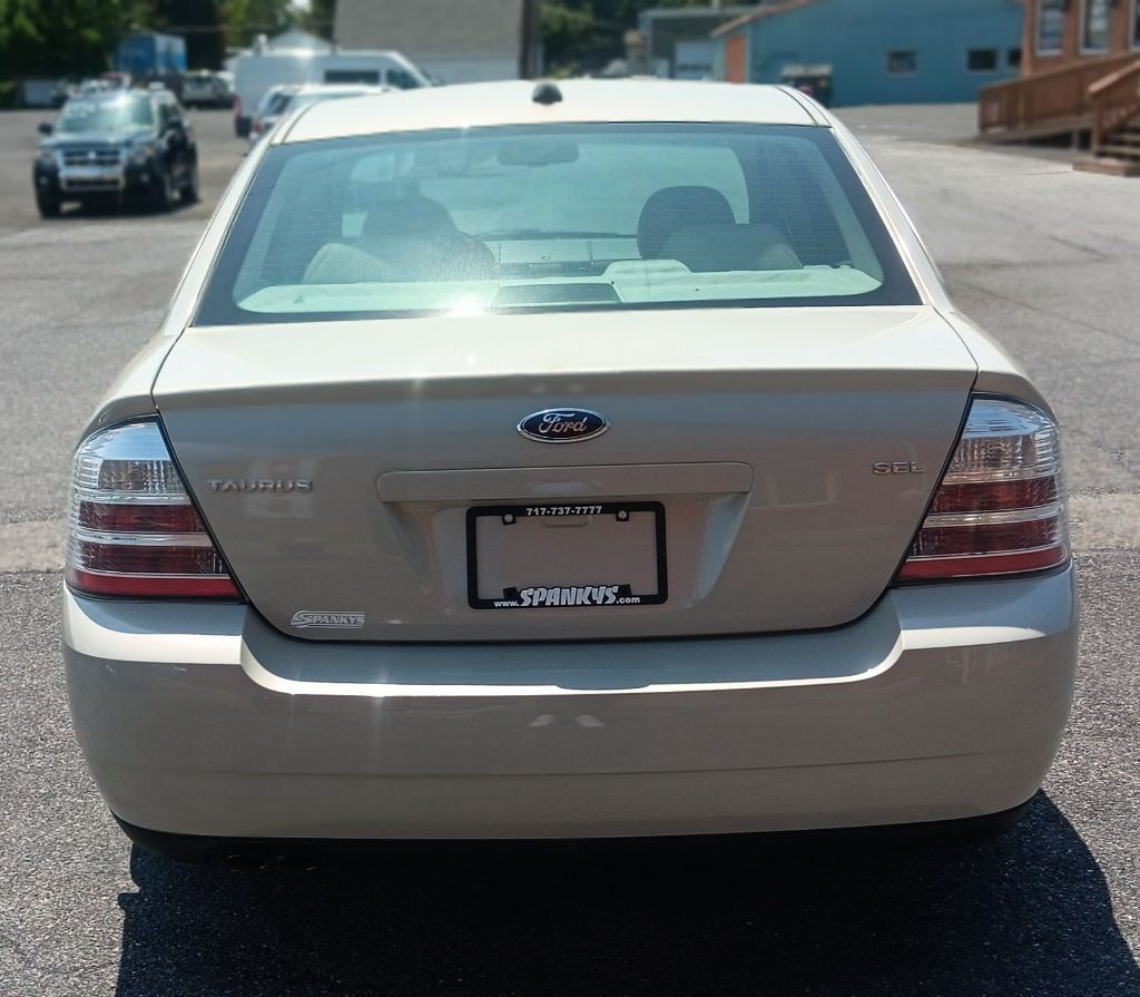 2008 Ford Taurus Image 4