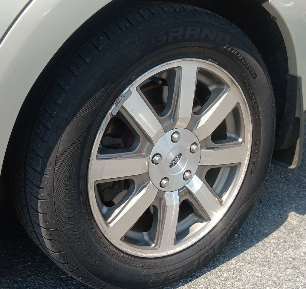 2008 Ford Taurus Image 9