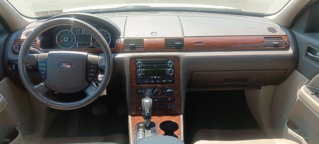 2008 Ford Taurus Image 10