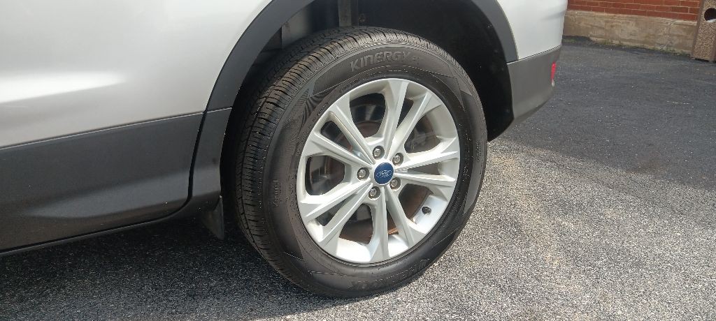 2018 Ford Escape Image 9