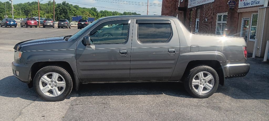 2013 Honda Ridgeline Image 2