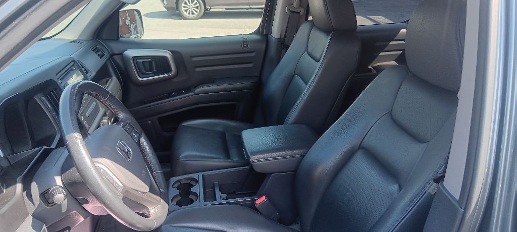 2013 Honda Ridgeline Image 9
