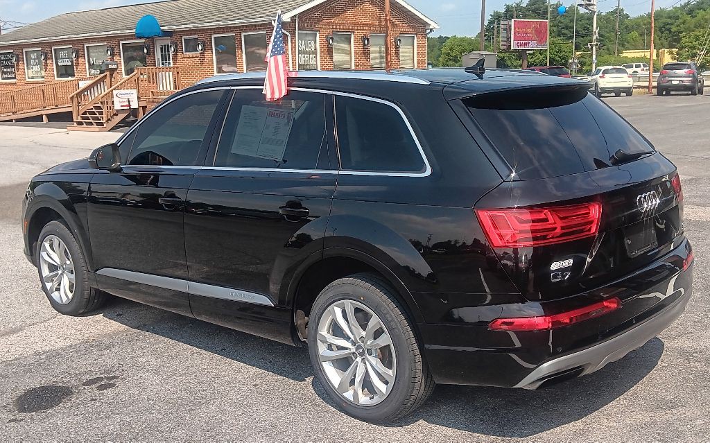 2017 Audi Q7 Image 3