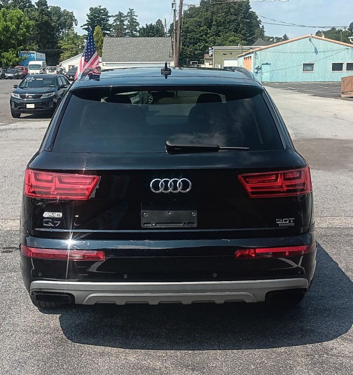 2017 Audi Q7 Image 4
