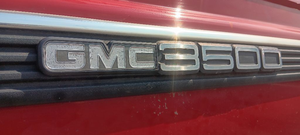 1999 GMC Sierra 3500 Image 13